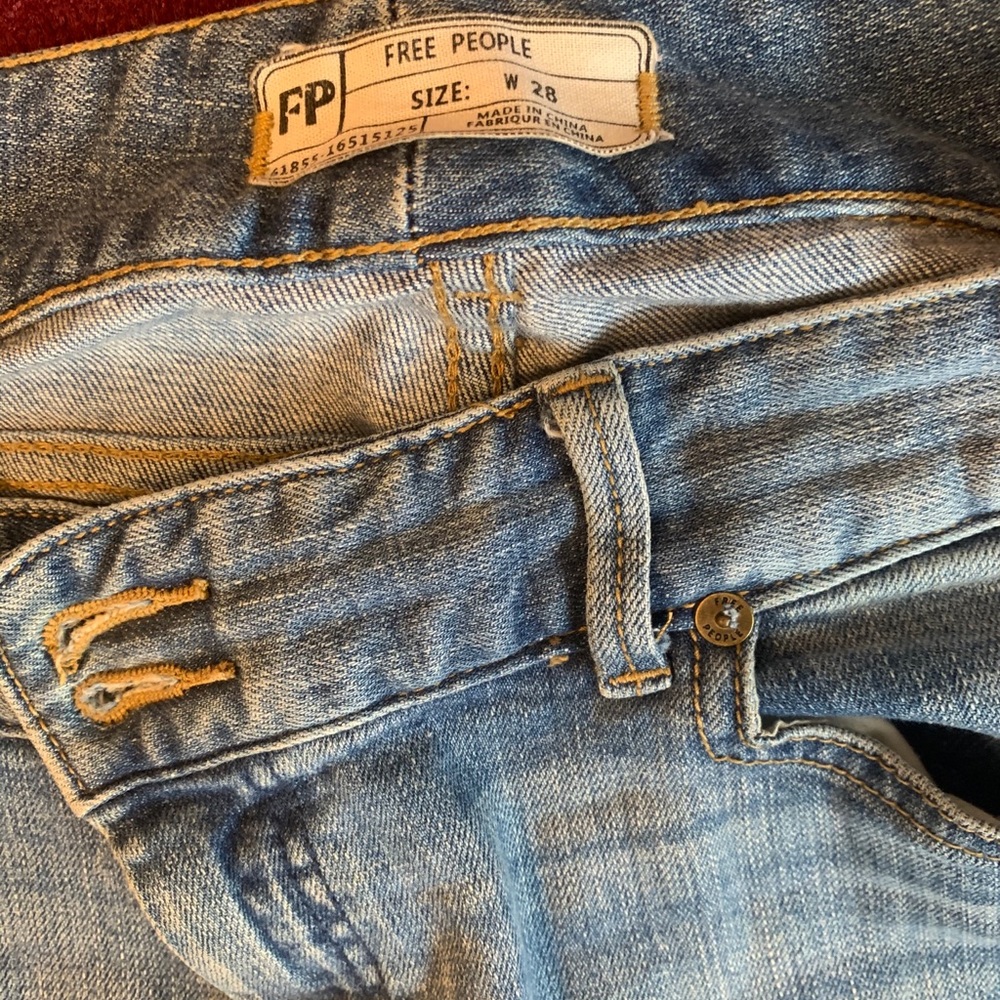 Free people size 28 flare jeans
